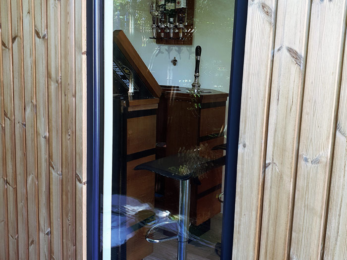Client bar is fit for purpose in this garden office